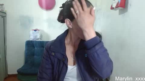 Snapshot of marilyn_xxxx chatting on May 27, 7:00 pm Marilyn online show from May 27, 7:00 pm