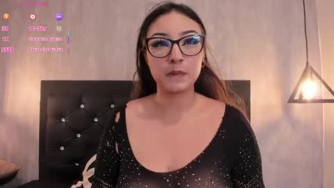 Snapshot of marilyndackaria_ chatting on May 12, 12:35 pm Marilyn online show from May 12, 12:35 pm