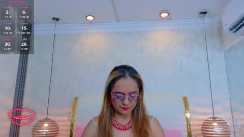 Marilyn Vega online show from August 5, 9:06 pm