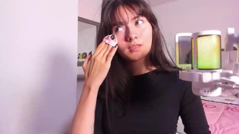 Snapshot of marin_kitoko chatting on October 25, 10:15 pm Marin kitoko online show from October 25, 10:15 pm