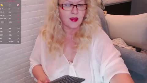 Snapshot of marinaabysss chatting on July 19, 2:32 pm Marina online show from July 19, 2:32 pm