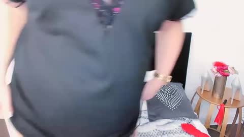 Snapshot of marinajoy chatting on December 16, 8:41 am Marina online show from December 16, 8:41 am