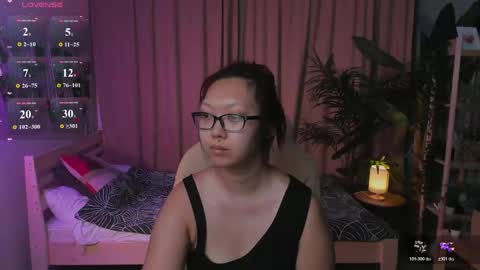 Snapshot of marine_vact chatting on June 9, 2:06 pm Marine online show from June 9, 2:06 pm