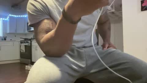 Snapshot of marineguyk19 chatting on December 5, 4:14 pm Z online show from December 5, 4:14 pm