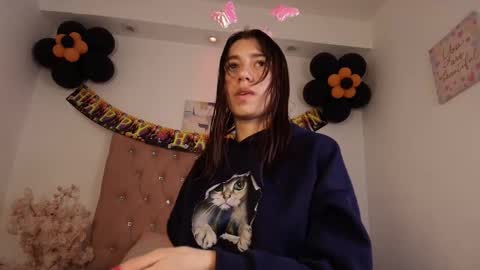 marinette online show from October 25, 12:56 pm