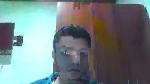 Snapshot of mario98e chatting on June 1, 1:29 am mario98e online show from June 1, 1:29 am