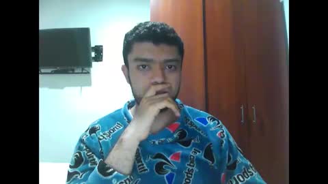 Snapshot of mario98e chatting on June 8, 2:23 am mario98e online show from June 8, 2:23 am