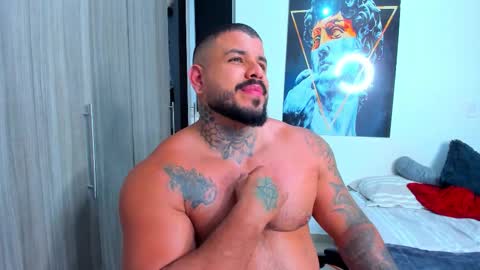 Snapshot of mario_teran chatting on October 17, 4:04 am Mario Teran online show from October 17, 4:04 am