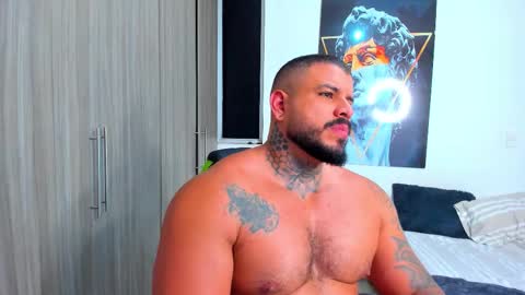 Snapshot of mario_teran chatting on October 18, 5:54 am Mario Teran online show from October 18, 5:54 am