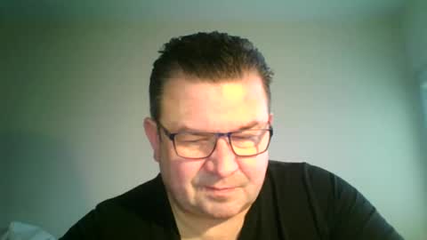 Snapshot of mariopolandsex chatting on December 18, 8:20 am Sexi Mario online show from December 18, 8:20 am