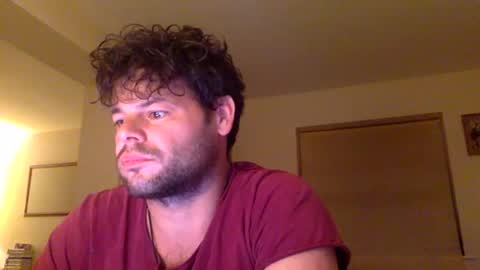 Snapshot of mariov43 chatting on April 7, 8:53 pm mariov43 online show from April 7, 8:53 pm