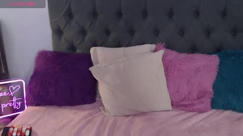 Paula Maria online show from May 2, 12:59 am