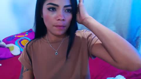 marisa online show from December 3, 3:09 am