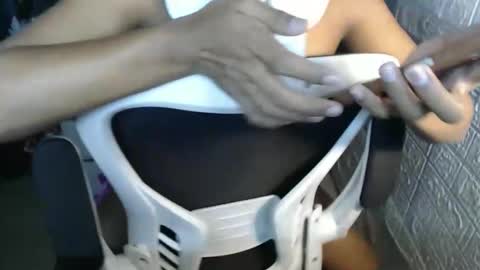 edelyn online show from March 16, 1:22 am