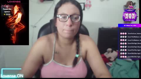 Snapshot of maritsa_millerr chatting on November 20, 12:38 pm maritsa online show from November 20, 12:38 pm