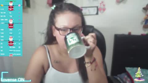 Snapshot of maritsa_millerr chatting on December 4, 11:19 am maritsa online show from December 4, 11:19 am