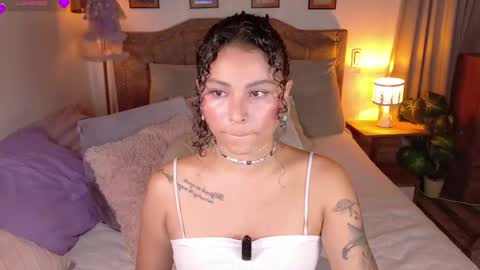 marivimichel_s online show from May 4, 9:49 am