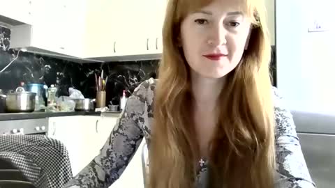 mariza_love359092 online show from May 6, 1:05 pm