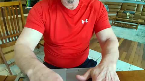 Mark online show from March 3, 6:33 pm