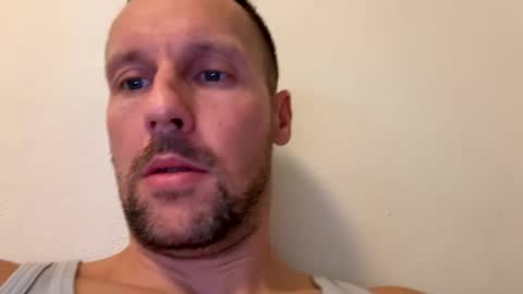 Mark online show from November 21, 12:48 pm