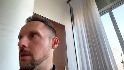 Mark online show from March 6, 10:34 am