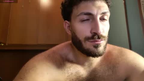 Snapshot of mark_ariete chatting on May 27, 1:46 am mark_ariete online show from May 27, 1:46 am