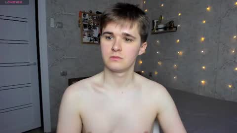 Snapshot of mark_bearcub chatting on June 17, 7:48 pm Mark online show from June 17, 7:48 pm