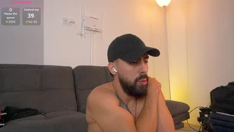 mark_broown_ online show from June 19, 4:44 pm