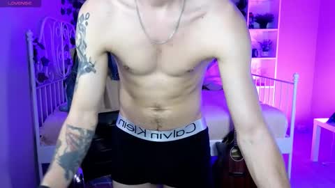 mark_caron online show from November 6, 8:54 pm