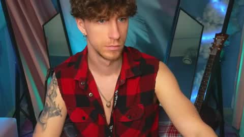 mark_caron online show from April 30, 9:19 pm