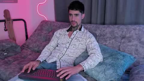 Snapshot of mark_kamper chatting on September 19, 11:38 pm  mark kamper  online show from September 19, 11:38 pm