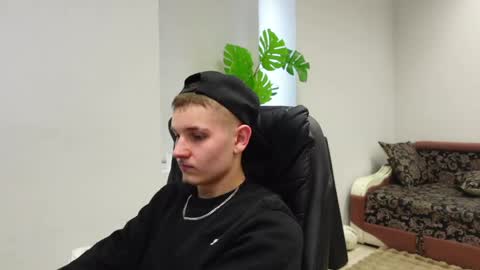 MARK KARSON online show from March 1, 11:23 am