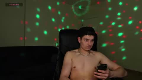 MARK KARSON online show from April 15, 7:58 pm