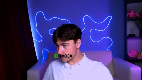 Snapshot of mark_lorens chatting on November 12, 10:26 am mark_lorens online show from November 12, 10:26 am