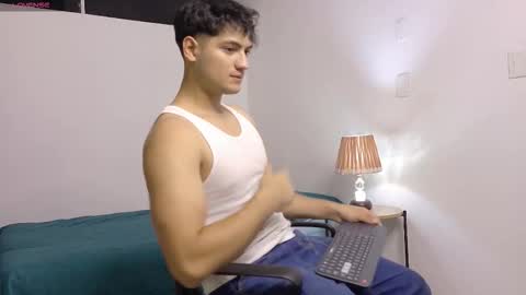 Antonio banderas online show from February 24, 1:25 am