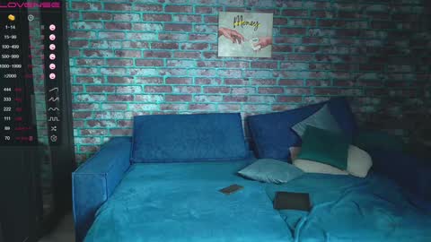 Snapshot of mark_normal chatting on January 20, 2:11 am Mark online show from January 20, 2:11 am