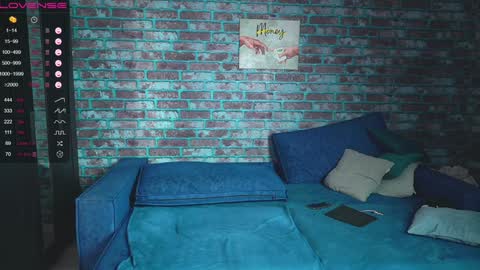 Snapshot of mark_normal chatting on January 26, 12:05 am Mark online show from January 26, 12:05 am