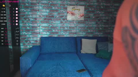 Snapshot of mark_normal chatting on February 10, 7:15 am Mark online show from February 10, 7:15 am