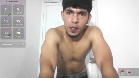 Snapshot of mark_rut chatting on February 6, 6:51 am MODEL Mark Rut online show from February 6, 6:51 am