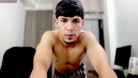 Snapshot of mark_rut chatting on March 6, 2:19 am MODEL Mark Rut online show from March 6, 2:19 am