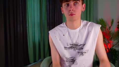 Mark online show from May 28, 12:13 pm
