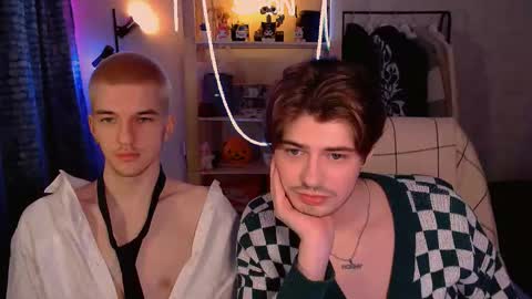 Mark online show from March 19, 4:44 pm