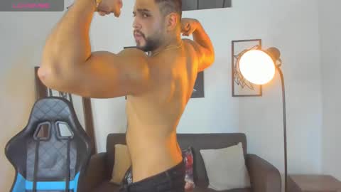 mark_x23 online show from December 4, 10:29 pm