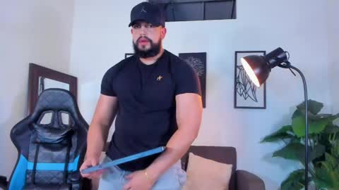 Snapshot of mark_x23 chatting on May 17, 4:32 am mark_x23 online show from May 17, 4:32 am