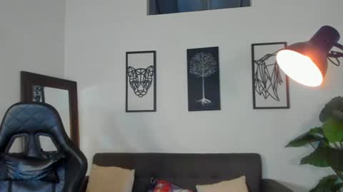 Snapshot of mark_x23 chatting on June 18, 9:14 am mark_x23 online show from June 18, 9:14 am