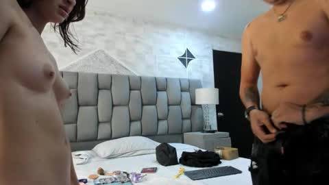 Snapshot of markandphilip chatting on October 1, 12:11 pm markandphilip  online show from October 1, 12:11 pm