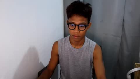 markanthony54 online show from May 31, 8:54 pm