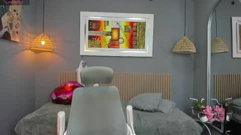 markbowie online show from November 7, 11:43 am