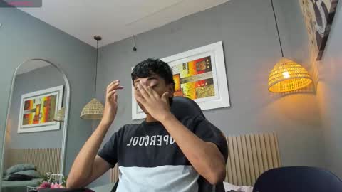 markbowie online show from November 19, 11:43 am