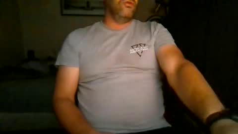 Snapshot of markoboy34 chatting on June 6, 11:37 am Matt Kung online show from June 6, 11:37 am
